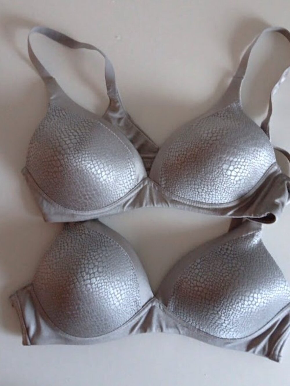 2 Warners W4013 Blissful Benefit Lift Back Smoothing Bra 34B